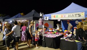 Image: Surfers Paradise Beachfront Markets